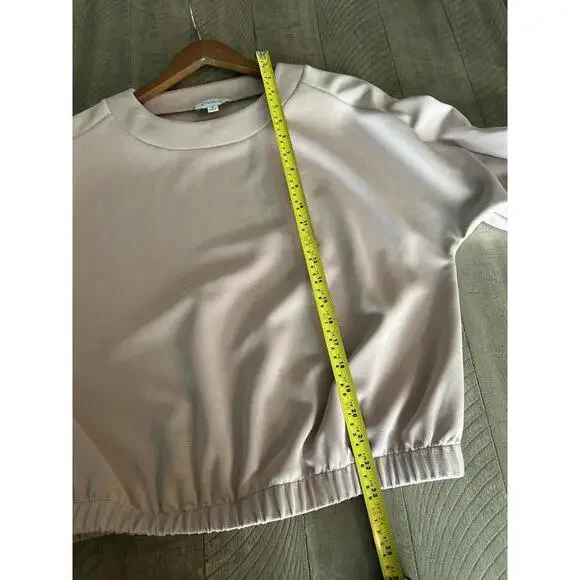 Evereve Mariana Sleek Pullover Crewneck Ruffle Sleeve Blush Pink Women’s Medium - Picture 10 of 15